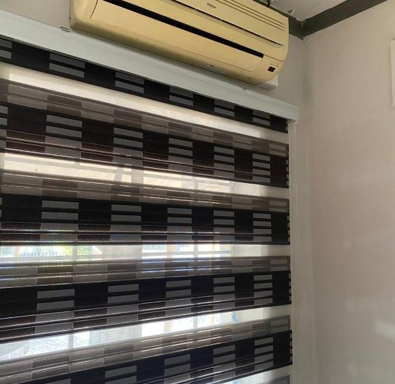 اتاق استاندارد, Liam Travel Inn