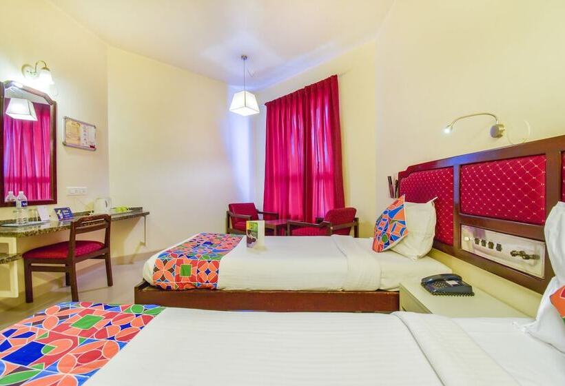 Номер Deluxe, Fabhotel Ashish Plaza