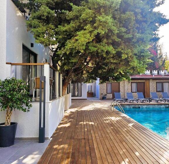 Номер Стандарт с Террасой, Centro Bodrum