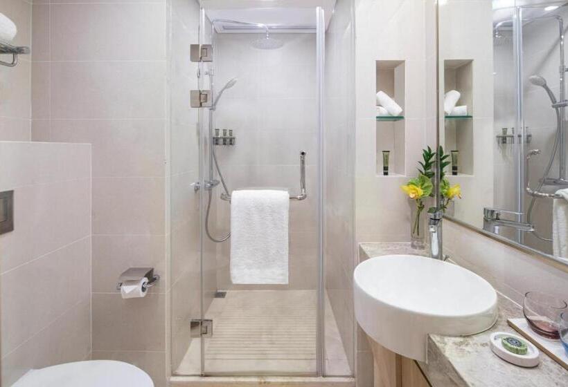 استودیوی لوکس, Eature Residences Lingang