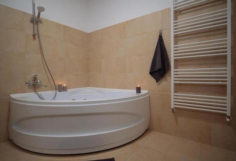آپارتمان سوپریور 1 خوابه, Zakarias Apartments