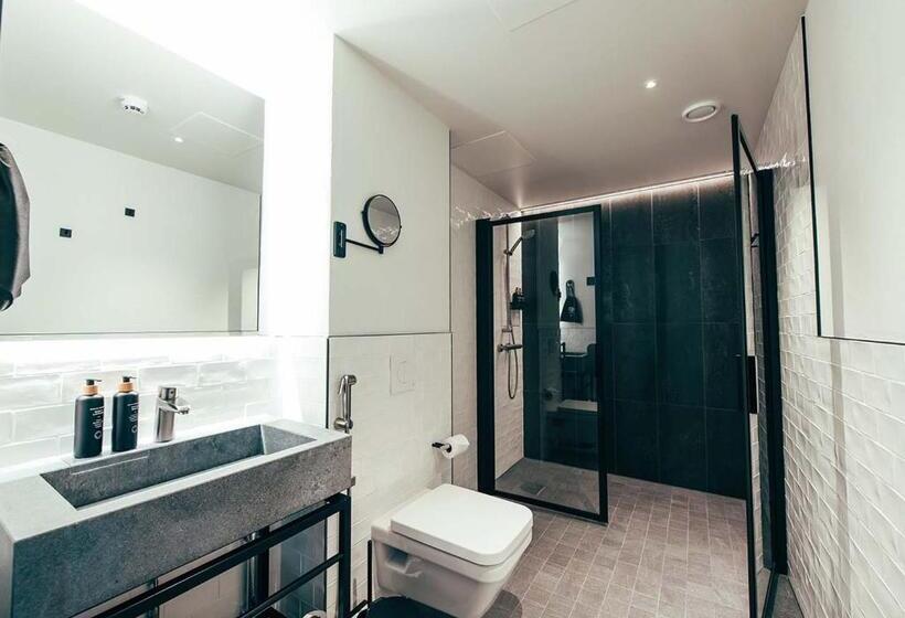 Номер Deluxe Кровать Кинг, Clarion Hotel Mestari