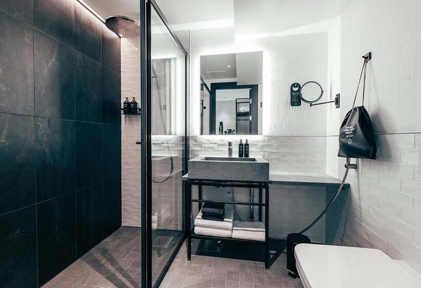 Полулюкс Кровать Кинг, Clarion Hotel Mestari
