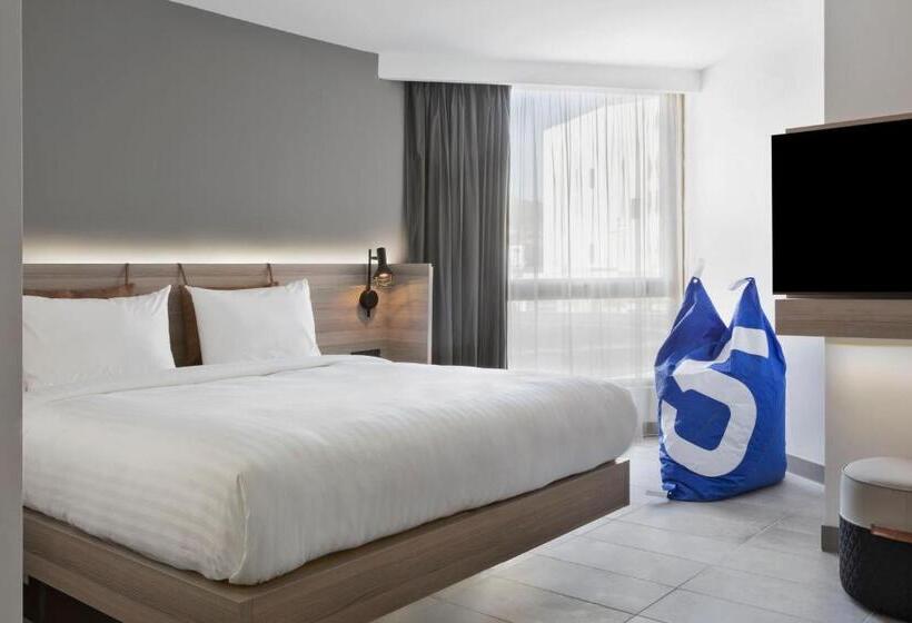 سوییت, Moxy La Ciotat