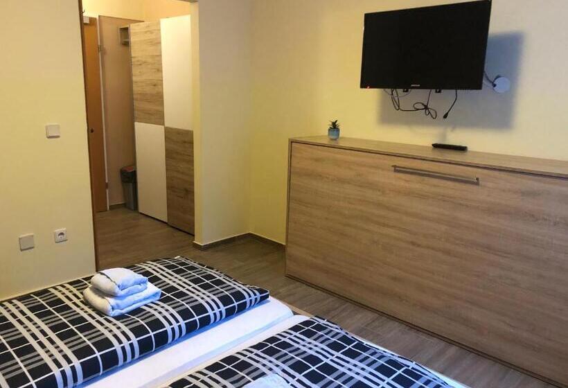 Номер Deluxe, Alpenklub