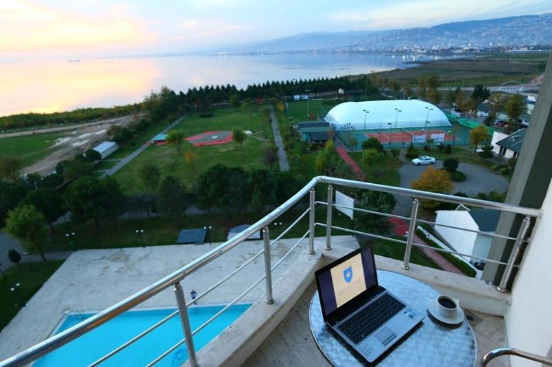 سوئیت با بالکن, Emexotel Kocaeli