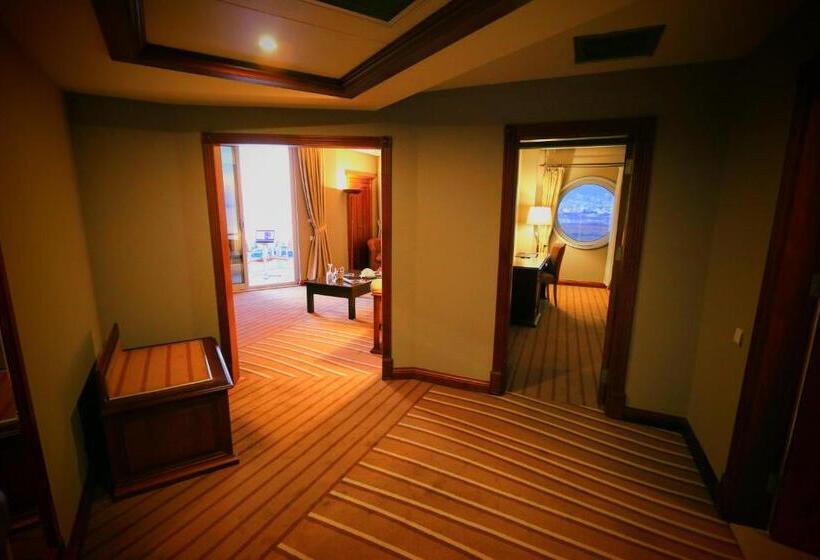 سوئیت با بالکن, Emexotel Kocaeli