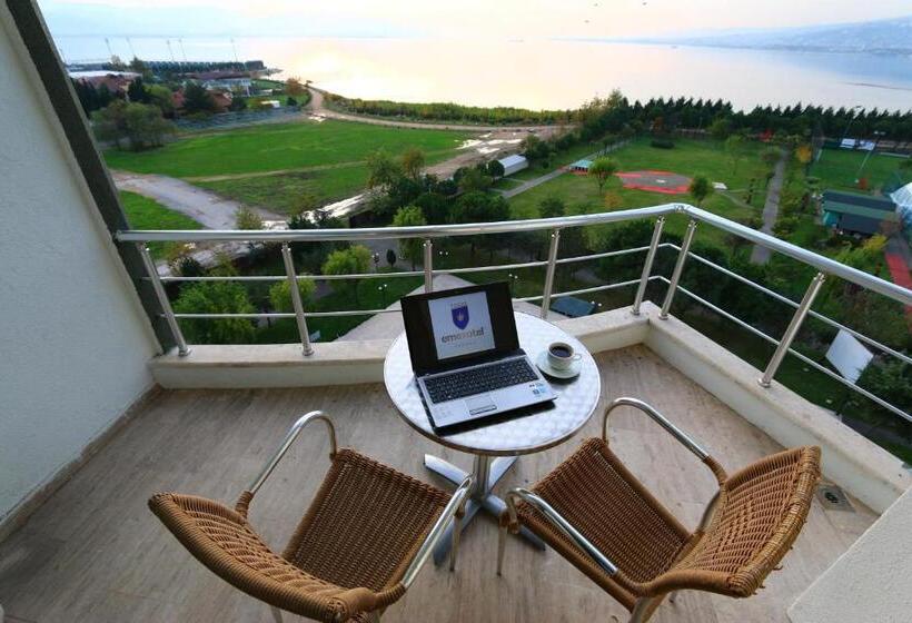 سوئیت با بالکن, Emexotel Kocaeli