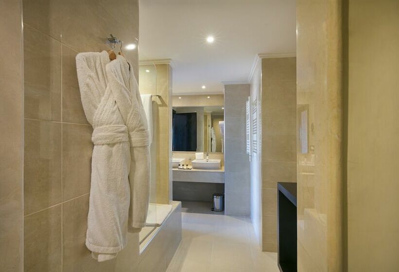 اتاق سوپریور با چشم‌انداز استخر, Kech Boutique Hotel & Spa