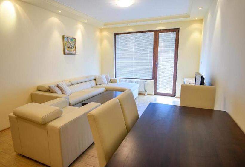 Апартаменты 1 Спальня, Parklands Hotel & Pool