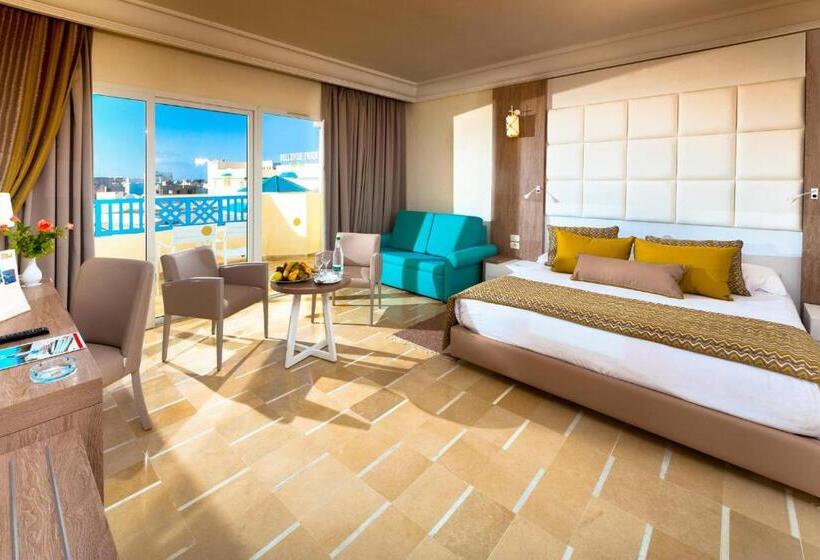 اتاق استاندارد چهار تخته, Sentido Bellevue Park