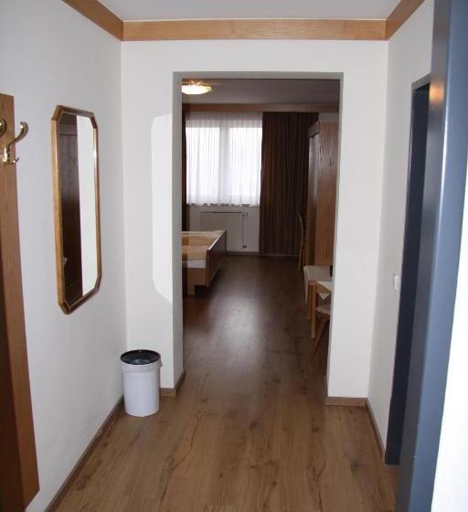 Четырехместный Номер Стандарт, Sporthotel Mölltal