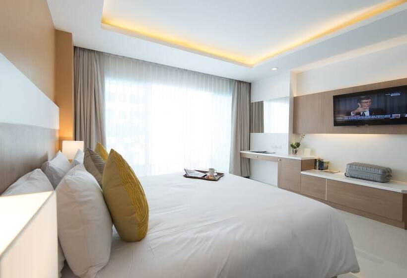 豪华房间, Chanalai Hillside Resort, Karon Beach