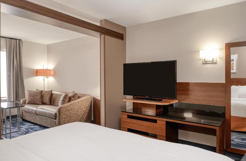 Люкс Кровать Кинг, Fairfield Inn & Suites By Marriott Jeffersonville I 71