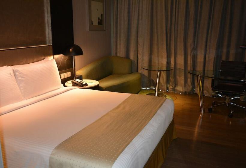 اتاق استاندارد با تخت دوبل, Holiday Inn New Delhi International Airport, An Ihg