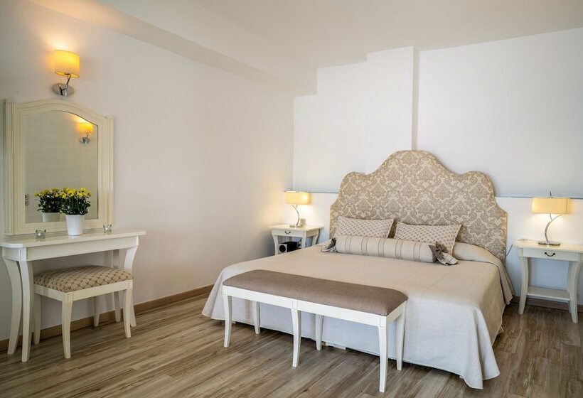 סוויטת אקזקיוטיב עם נוף, Delfini Villas