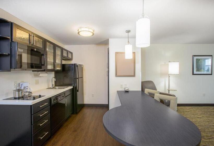 Люкс Кровать Кинг, Candlewood Suites Bellevue By Ihg