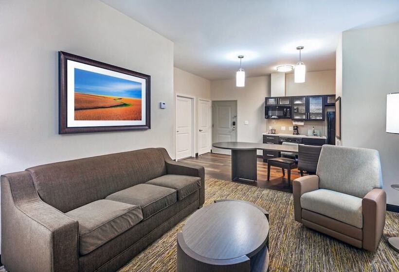 身障者適用スイートルーム, Candlewood Suites Midland, An Ihg