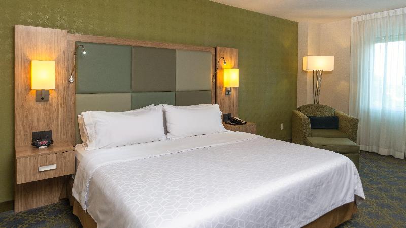 带大床的标准间, Holiday Inn Express & Suites Cuernavaca, An Ihg