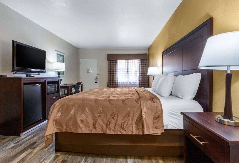 Quarto Estandar Cama King, Quality Inn & Suites Near Downtown Mesa