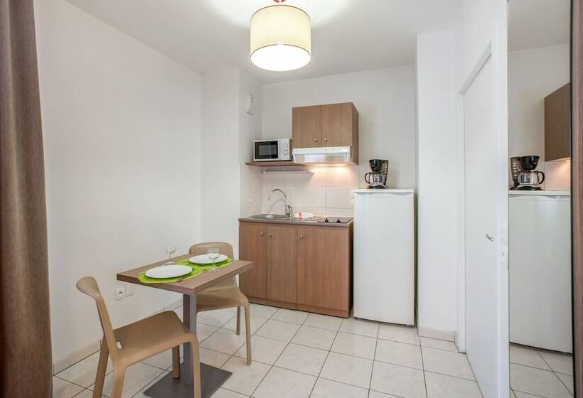 Апартаменты Superior 1 Спальня, Appart City Classic Annemasse Centre   Pays De Genève