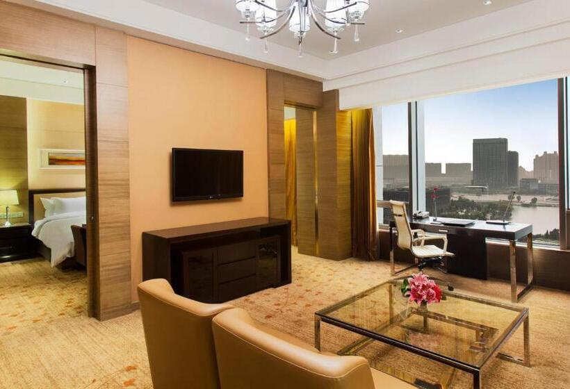 带大床的标准间, Crowne Plaza Nanjing Jiangning, An Ihg