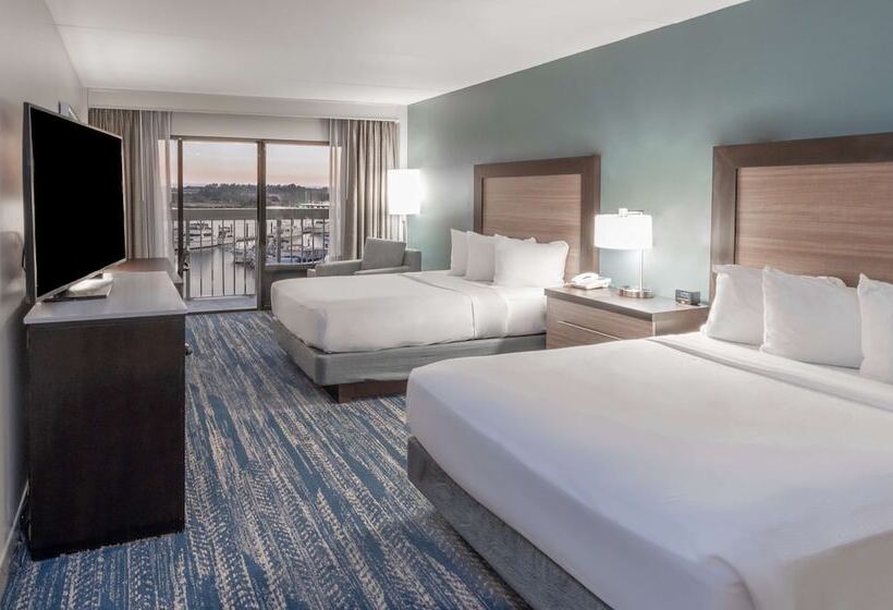 스탠다드 룸 더블 침대 2개, Doubletree By Hilton New Bern Riverfront