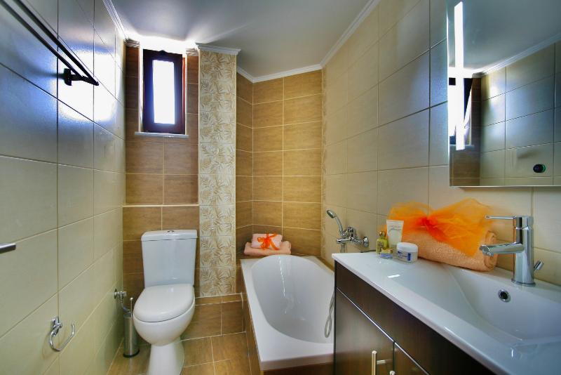 Люкс, Esthisis Suites Chania