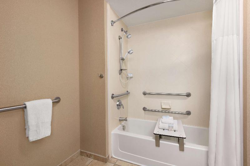 اتاق استاندارد با تخت بزرگ, Hampton Inn & Suites Enid