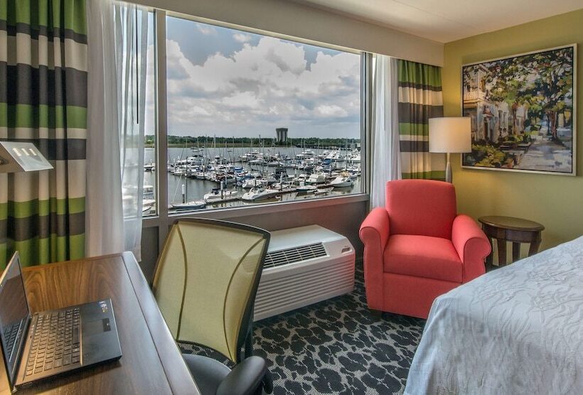 اتاق استاندارد با 2 تخت دوبل, Hilton Garden Inn Charleston Waterfront/downtown