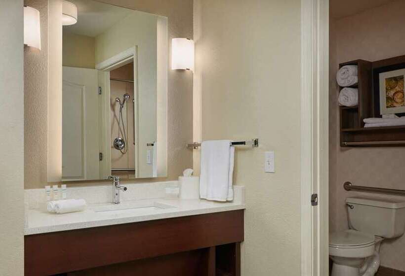 스탠다드 스튜디오, Home2 Suites By Hilton Denver West  Federal Center, Co