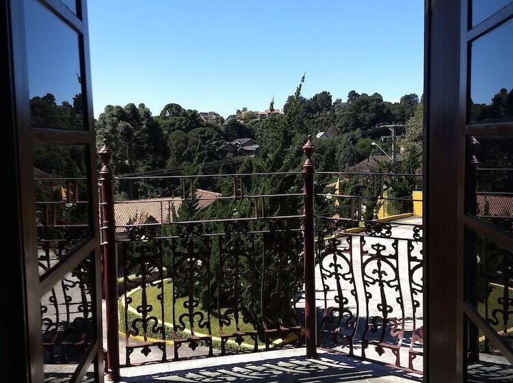 디럭스 트리플 룸, Nacional Inn Campos Do Jordao