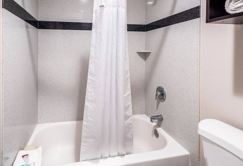 Номер Superior, Red Roof Inn St George Ut  Convention Center