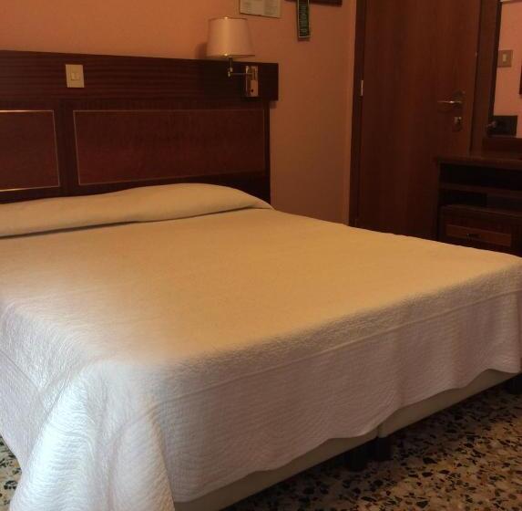 اتاق استاندارد, Bergamo Mare Mhotelsgroup