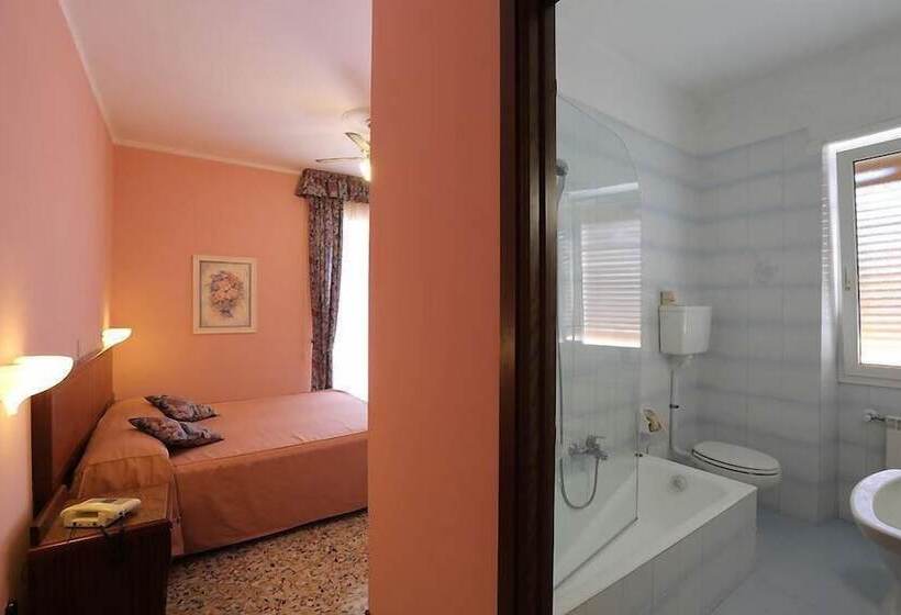 اتاق استاندارد, Bergamo Mare Mhotelsgroup