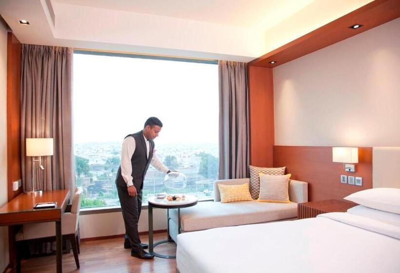 اتاق استاندارد با تخت بزرگ, Hyatt Regency Amritsar
