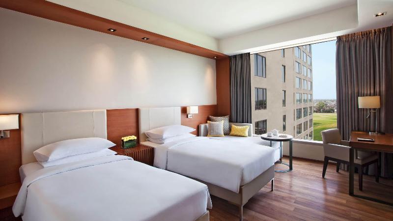 اتاق استاندارد با چشم‌انداز استخر, Hyatt Regency Amritsar
