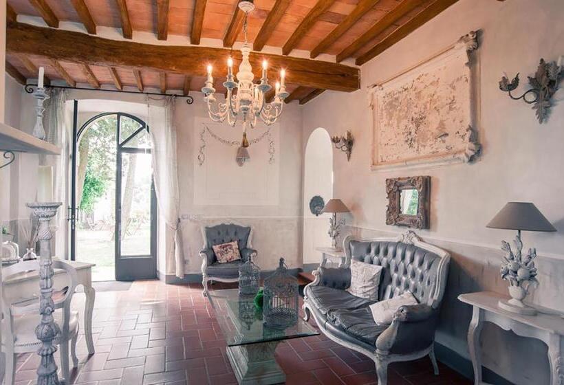 Номер Стандарт Вид на Бассейн, Il Castagnolo Country B&b