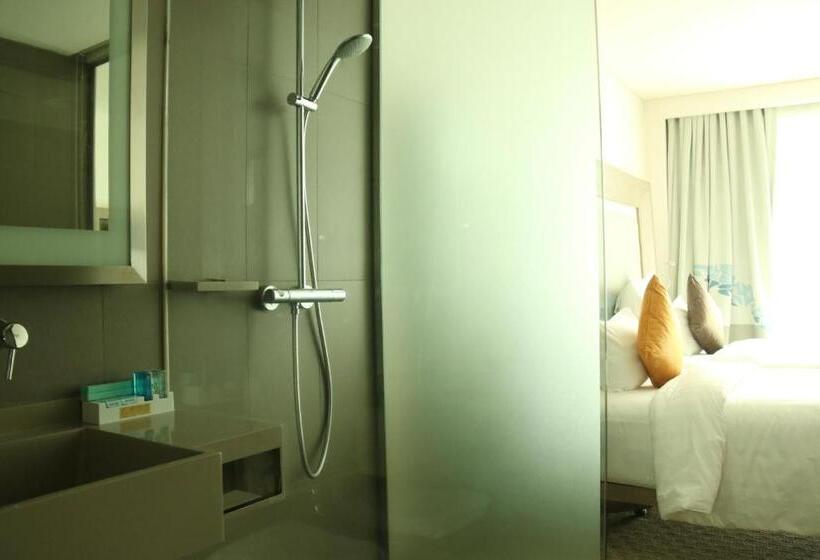 Номер Superior, Novotel Tangerang