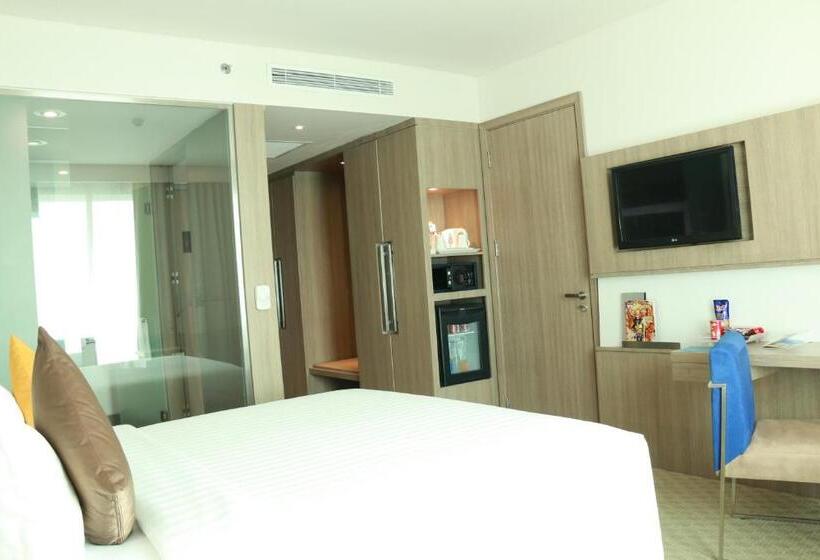Номер Superior, Novotel Tangerang