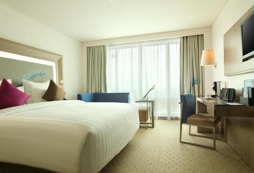 Номер Executive, Novotel Tangerang