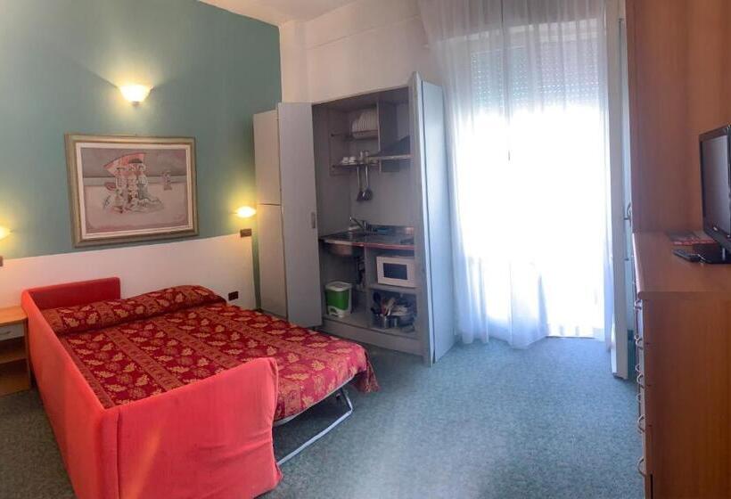 Студия Стандарт, Residence & Suites