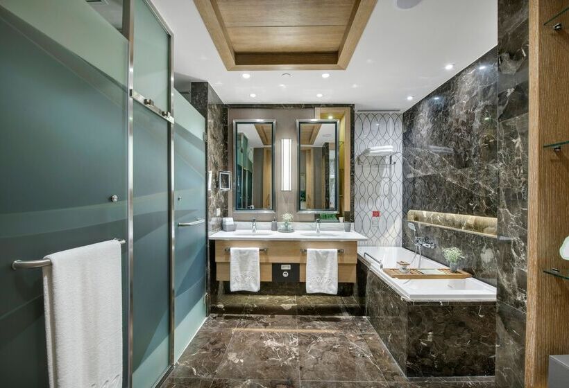 标准间, Regnum Carya