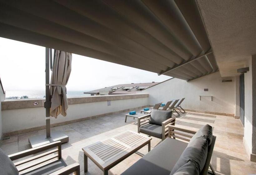 家庭间, Regnum Carya