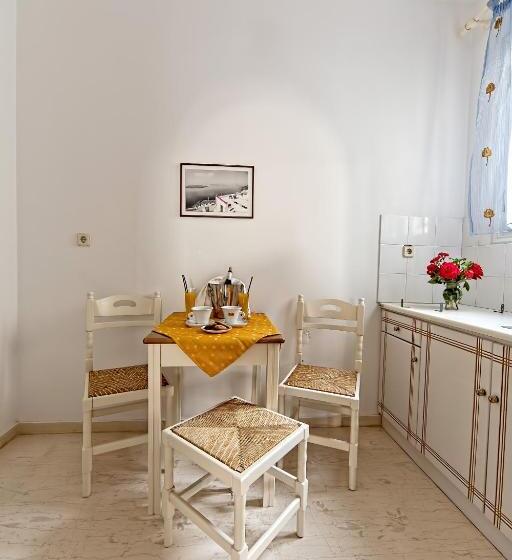 آپارتمان 1 خوابه با چشم‌انداز دریا, Sellada Apartments
