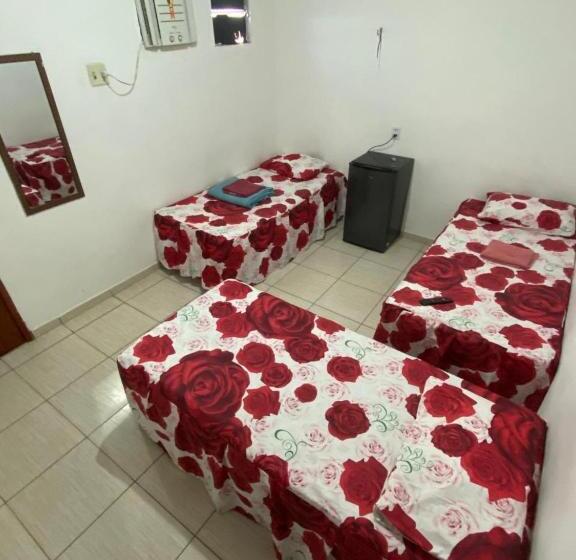 Quarto Triplo Estandar, Santa Clara