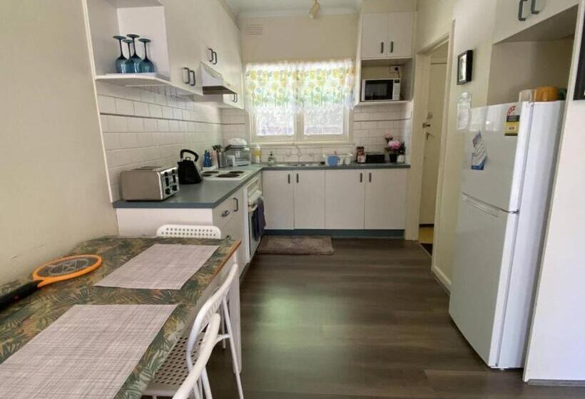 침실 2개 빌라, Mitcham Station Home Stay