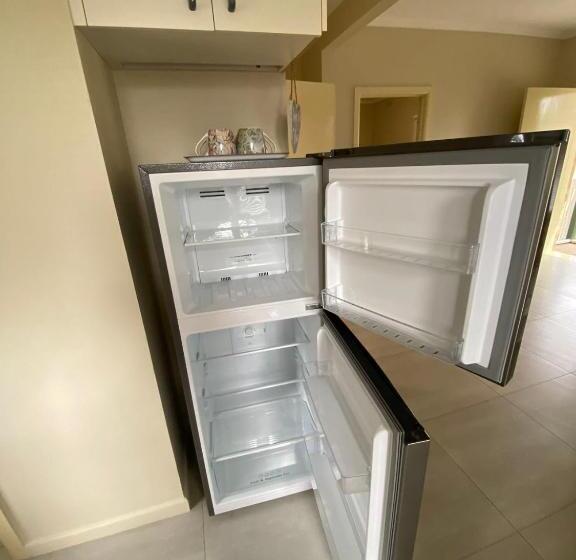 침실 2개 빌라, Mitcham Station Home Stay