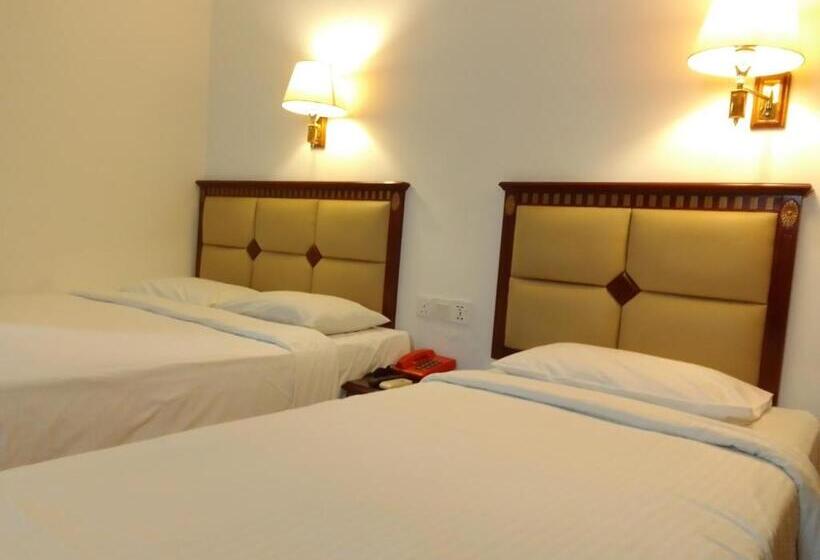 Трехместный Номер Deluxe, Oyo 90464 Borneo Suites