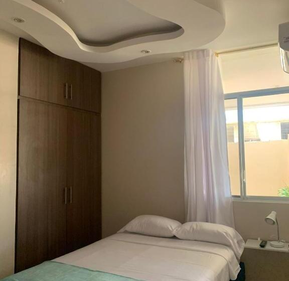 Номер Стандарт, Reef Hostel Manta